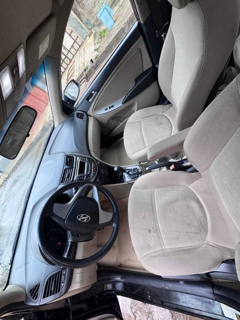 اكسنت2016امريكيً
محرك شرط
كير شرط 
محرك cvt
جاملغ بوند بدون دواخل 
ماشية 95
السعر الاتصال ع الرقم 
***********
