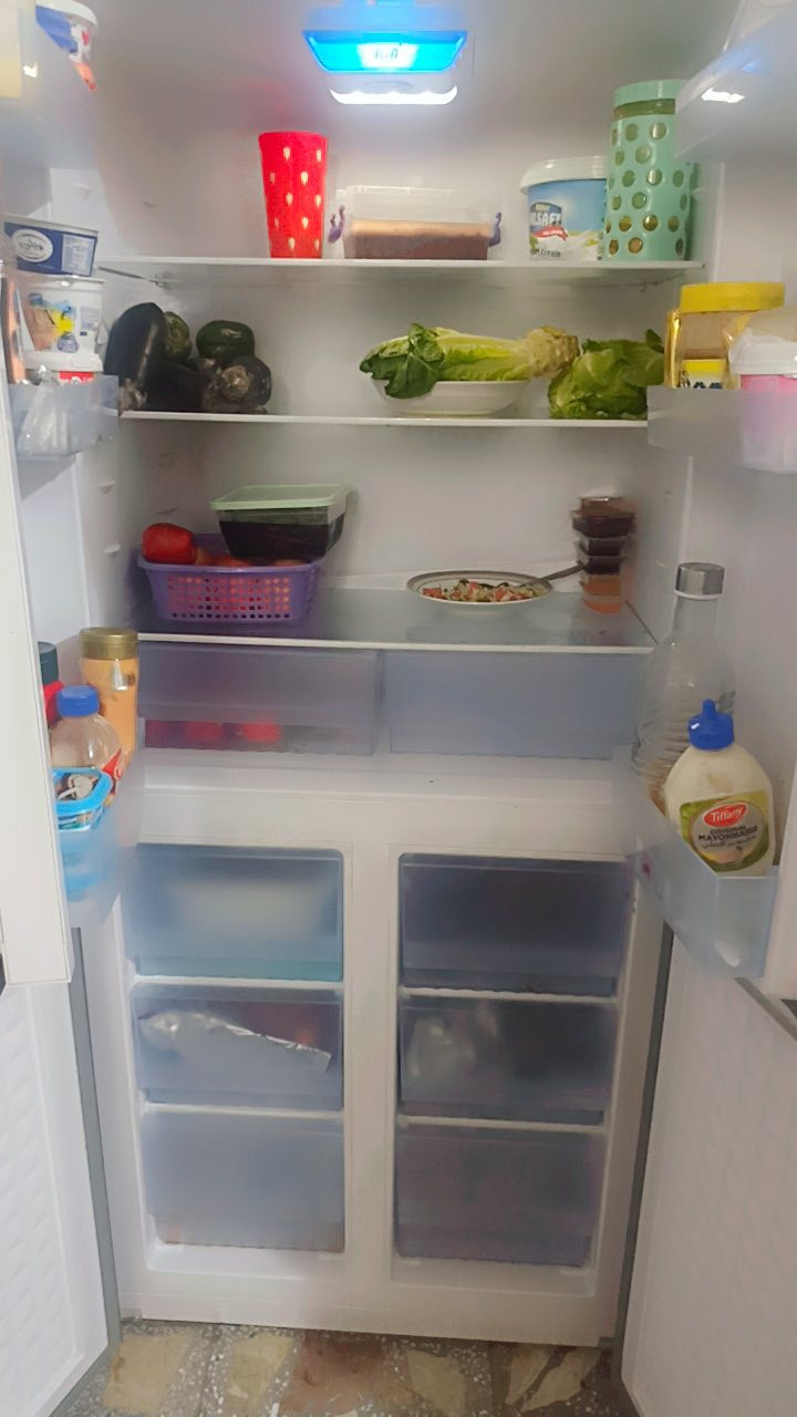 طابق ثلاجه وطابق مجمده للبيع استعمال شهرين فقط


**إذا كنت صاحب هذا الإعلان وتريد حذفه لأي سبب، رجاءا أرسل رسالة إلى الدعم الفني**
