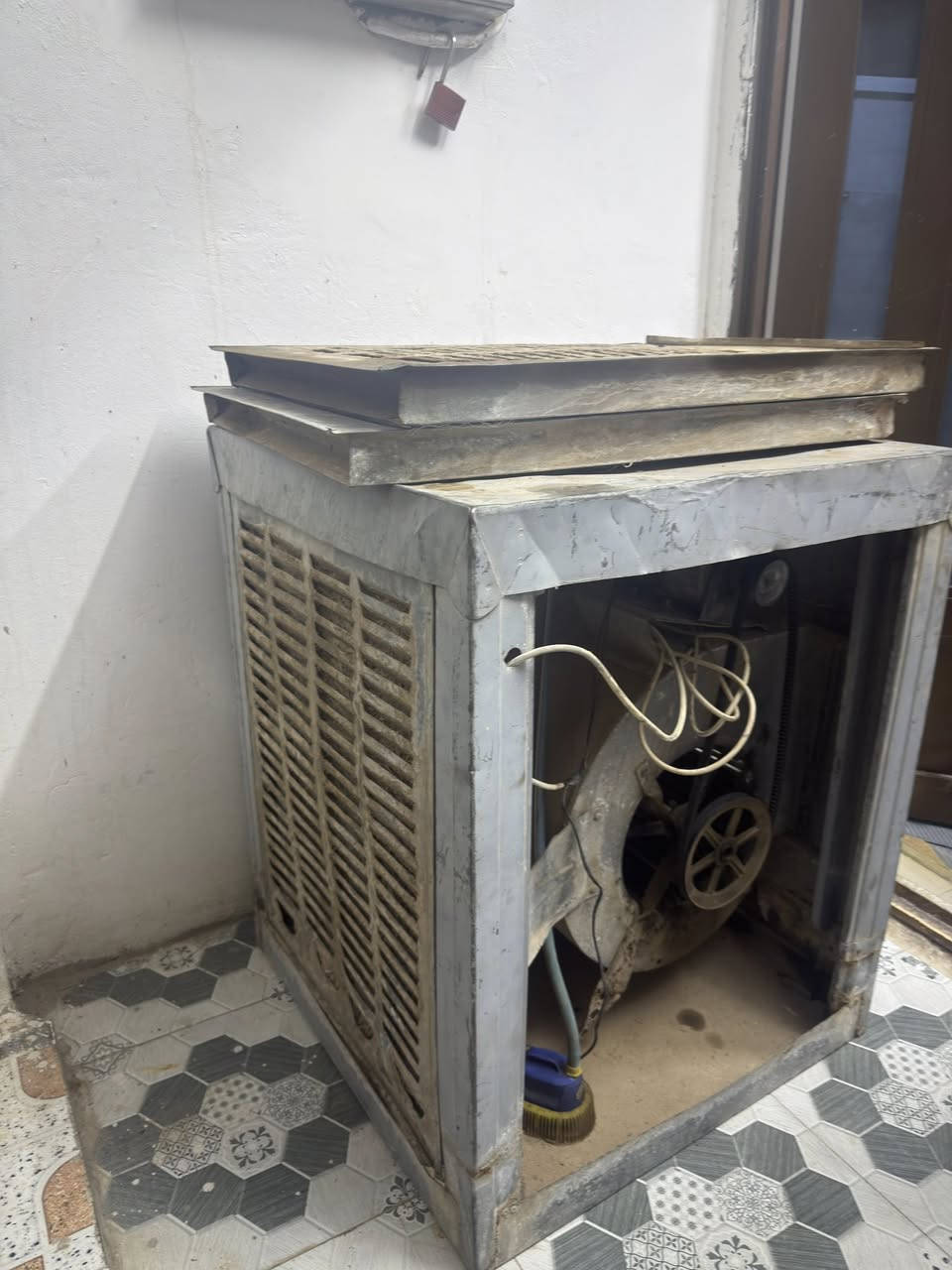 مبرده نضيفه هواها ثلج الف ماتصرف عليها بس شغل السعر 75


**إذا كنت صاحب هذا الإعلان وتريد حذفه لأي سبب، رجاءا أرسل رسالة إلى الدعم الفني**