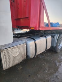 اكتروز 2004 راس وعربانه لبيع فحص وهزه ورقم جديد سعر 335 بيه مجال  0781...