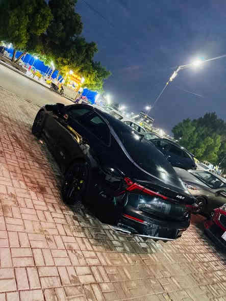 السلام عليكم 
للبيع K5 موديل 2025 مرقم شهداء قادسيه فئة  Gt محرك 2500 تيربو فووول مواصفات للاخير بانوراما ويل 19 كشن جلد كهرباء اعلى فئه بالكيا اهل المصلحه يعرفون هاي المواصفات حادثها تبديل جاملغ اسود ايمن نفس اللون وصبغ جاملغ ثاني بدوون اي عابر ولا شاصي ولا فخذه مكانها السماوه الكورنيش معرض ابن عبد لتجارة السيارات السعر 195 وبيها مجال للاستفسار 0776500990 ***********
