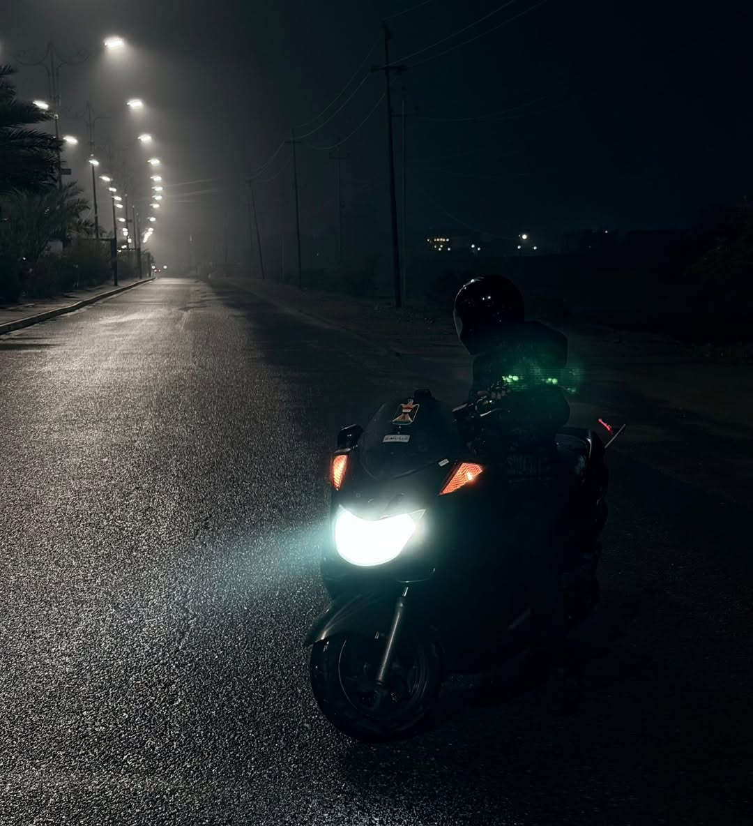 السلام عليكم
للبيع
ماطور ياماها ماجستا 
محرك 250cc
السرعه 160
الدراجه گامله و ما ناقصها برغي 
مكانها العلم
السعر 650 و بيها مجال
الرقم :***********
