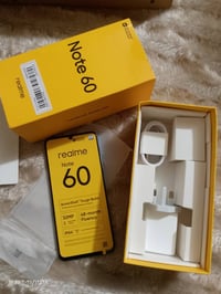 نوت 60 بعده جديد بلكارتونه حته ممشتغل  جوه سوك سعره 125 ومشتري اني ب 1...