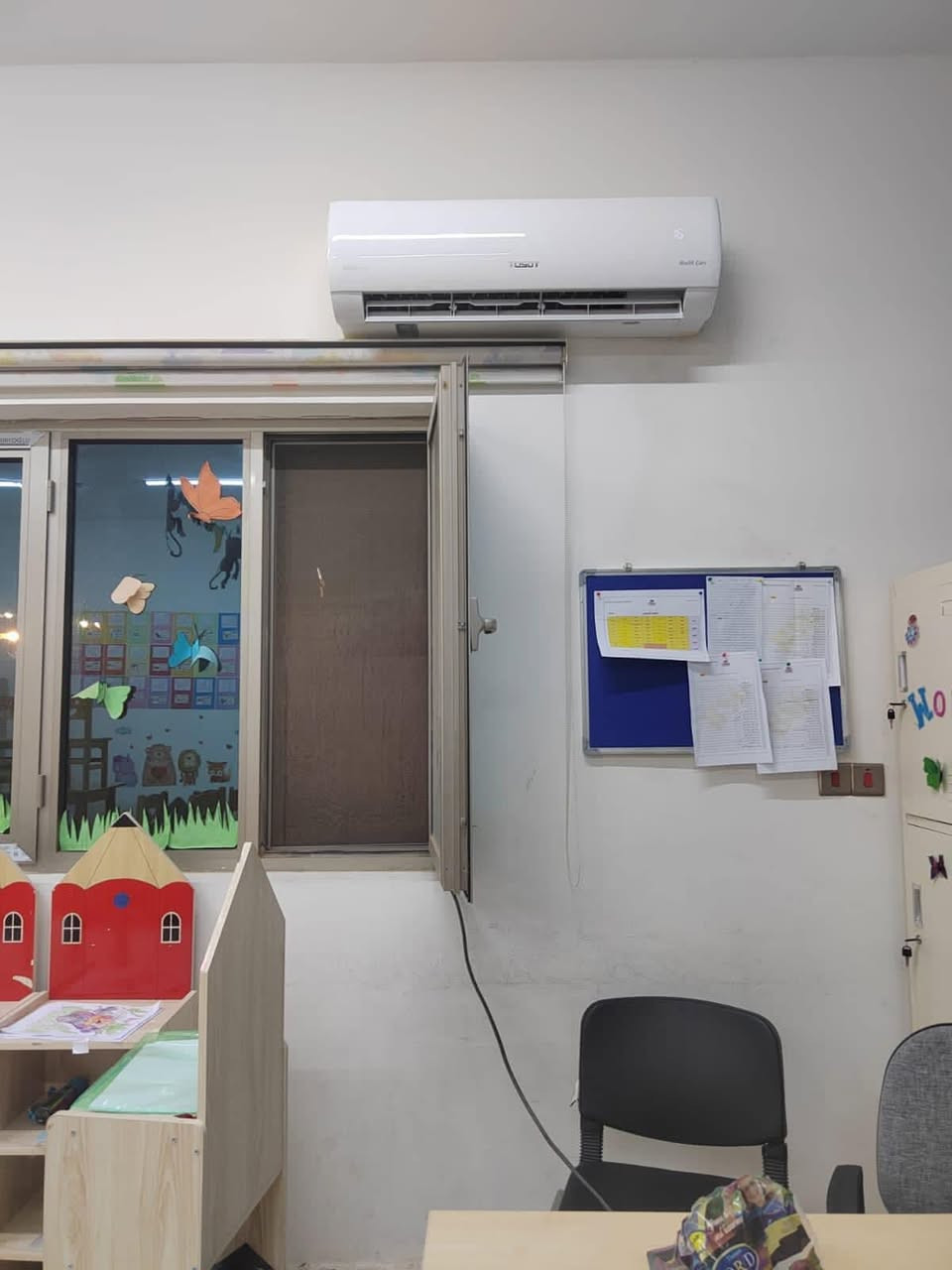 � فرح لخدمات تنصيب وصيانة أجهزة التبريد والكهربائيات 🌸
خبرة – التزام – شغل نظيف يخدمكم صيف وشتا 🌬️❄️

نقدم لكم أفضل الخدمات بأسعار تنافسية وجودة عالية، ويشمل خصم 20% عند تنصيب أكثر من سبلت واحد.

للاستفسار 📲***********📞

🔧 خدماتنا تشمل:

• تنصيب جميع أنواع السبالت (سبلت – هايبرد – انفيرتر)

• صيانة الأعطال – تنظيف وتعقيم داخلي وخارجي

• سحب وشحن غاز بكل أنواعه

• تبديل كمبريسر – معالجة تسريب – تنظيم سواقي وأسلاك

• إعادة تنصيب السبلت عند النقل أو السكن الجديد

• تنصيب سخان كهربائي وأعمال كهربائيات بسيطة

• نقاط تنظيف البيوت من الأتربة

• ترتيب الشغل بدون فوضى وبلمسة أنثوية منظمة

📍 مناطق العمل:

• الحِلّة – كربلاء – الأنبار – الكوت (شرط وجود 4 سبالت وفوق)

• بغداد / الكرخ – الرصافة (مباشرة بدون شرط)

⏰ نلتزم بالمواعيد ونوصل بنفس الوقت المحدد

احترام كامل للزبون وللبيت، وشغل مضمون.

💗 مبادرة فرح الإنسانية:

“بقدر المستطاع” نساعد العوائل المتعفّفة بتنصيب السبلت بأسعار رمزية أو مجاناً حسب حالتهم الإنسانية.

✨ موجودين على مدار 24 ساعة… بأي وقت تحتاجونا نجيكم ✨

📞 للحجز والاستفسار والتواصل على الواتساب:

*********** – *********** – ***********

🌟 فرح لخدمات التبريد والكهربائيات – ثقة… راحة… أمان ببيتك 🌟
