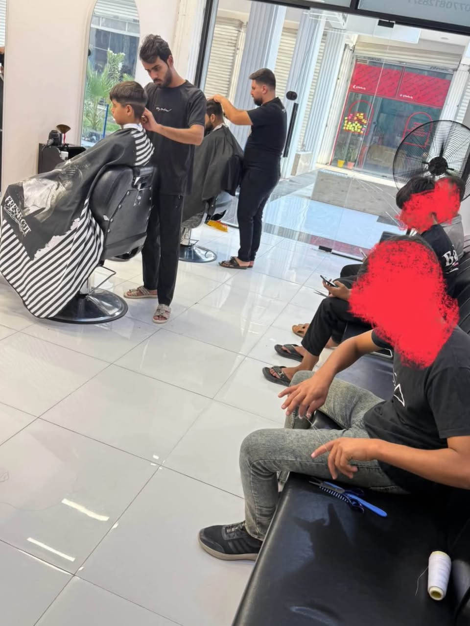 خفيض %50 بمناسبه شهر رمضان المبارك 
نعلن عن انطلاق  الدورات المكثفة لتعليم فن الحلاقة الرجالية وبتخفيضات 50% ل أول مرة   🔥  و بأشراف كوادر متخصصة في عالم التدريب الرجالي  التطبيق عملي 90% 📍.بسعر 150الف فقط للدورة الرجالية⭕️⭕️مدة الدورة ♦️مفتوحة ♦️بمعدل ♦️6 ايام♦️في الاسبوع بحدود  ♦️يومياً مع وجود فترات استراحة نضمن لك تعليم كافة محاور المهنة  خلال الفترة المحددة و بخلاف ذلك تعاد الدورة مجانا✔️محاور الدورة  :1⃣تعليم الاصباغ الحديثة وتكنيك الالوان وحماية الجذر وحمايه الشعر .2⃣قصات الشعر  .3⃣التسريحات الحديثة .  .5⃣تعليم العناية بلشعر التسريح والمعالج والشسوار .6️⃣تعليم تنظيف الوجه وازالة الشعر  وتحديد الحاجب  بلخيط .محاور الدورة الرجالية :👱‍♂️1⃣  3⃣ دورة تعليم فن خلط الالوان و التخصيل ( السلفر ، البلاتيني ،الفضي، الأبيض )4⃣ دورة تعليم فن العناية بالبشرة و بأحدث الطرق 5⃣ دورة تعليم فن العناية بالشعر ( الكرياتين ،البروتين ،الكولاجين ، البوتوكس ) و بأحدث الطرق الامنة🔴كل الدورات بنظام التدريب العملي الحقيقي 🔴🎗🏅🎓تتوفر دورة لشباب المحافظات يتوفر بيها سكن مؤثث ومكيف📍 خلال فترة الدورة:-ميسان القطاع شارع نعمه الريفي تقاطع توت فرش  للاتصال وللاستفسار *********** 
*********** عمارة, ميسان
