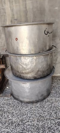 غراض موكب للبيع جداري عدد ٣ اكبار سعر 250 وبيهن مجال وطباخات واحد جير ...