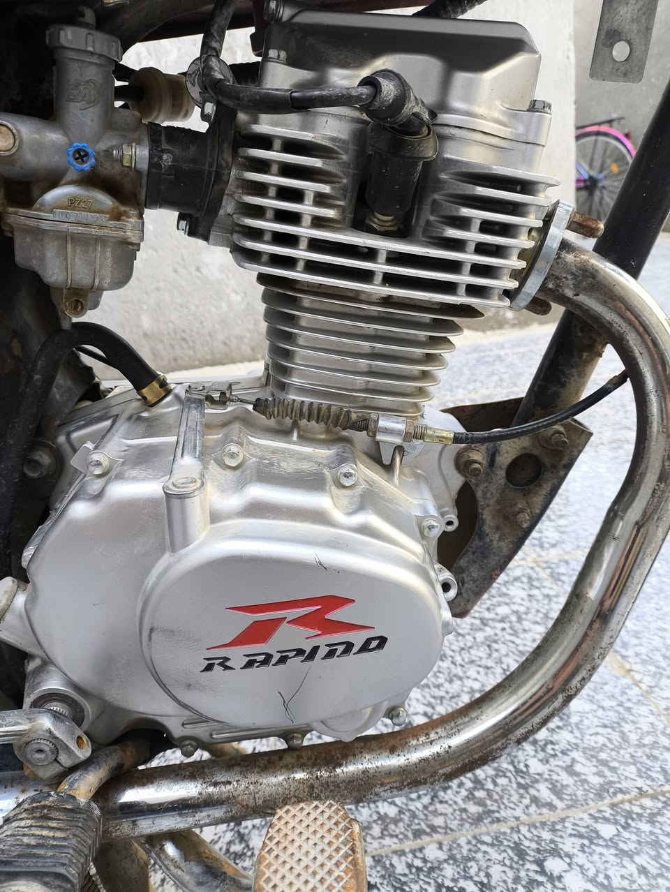 4 كير محرك رابيدو  دراجه كلك  نضيفها عل فحص تجي تفحص بيدك  مكاني نعمانيه
***********
