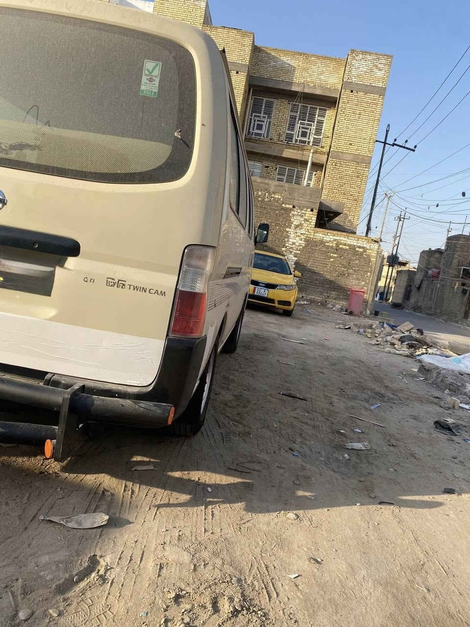 نيسان اورفان 2011 خاكيه مكفوله  ماعدا بارد بذيل الجهه اليسرئ على كد اربع صابع شماليه دهوك محرك مامفتوح كير اكسن كفاله تخم تايرمنظومت غازمامشتغله عليه وشراي يتصل 
***********📞***********
