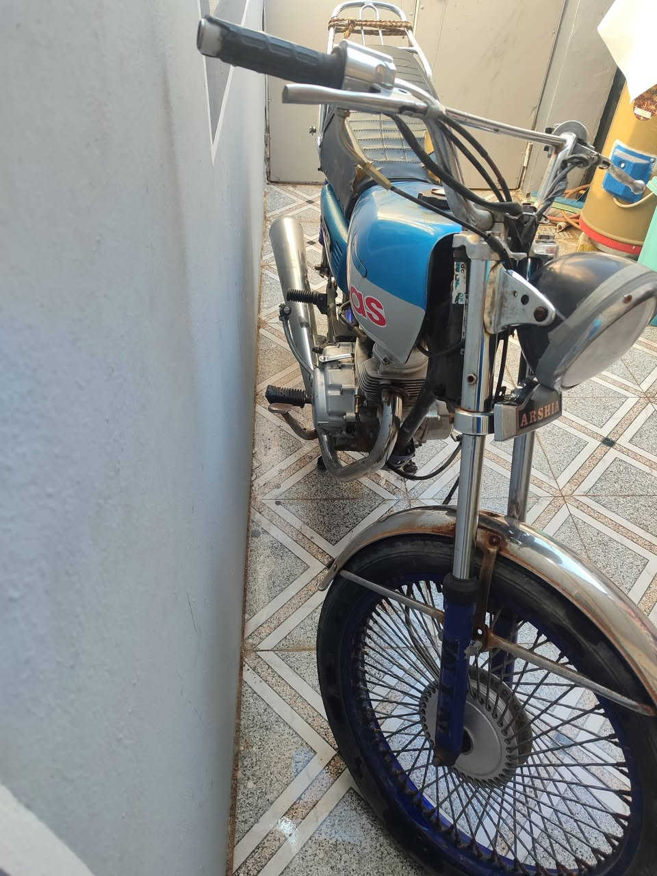 سلام عليكم دراجه اربعه كير مديل 16 اصوالي بسمي سعر 400وبيهه مجال رقمي ***********
