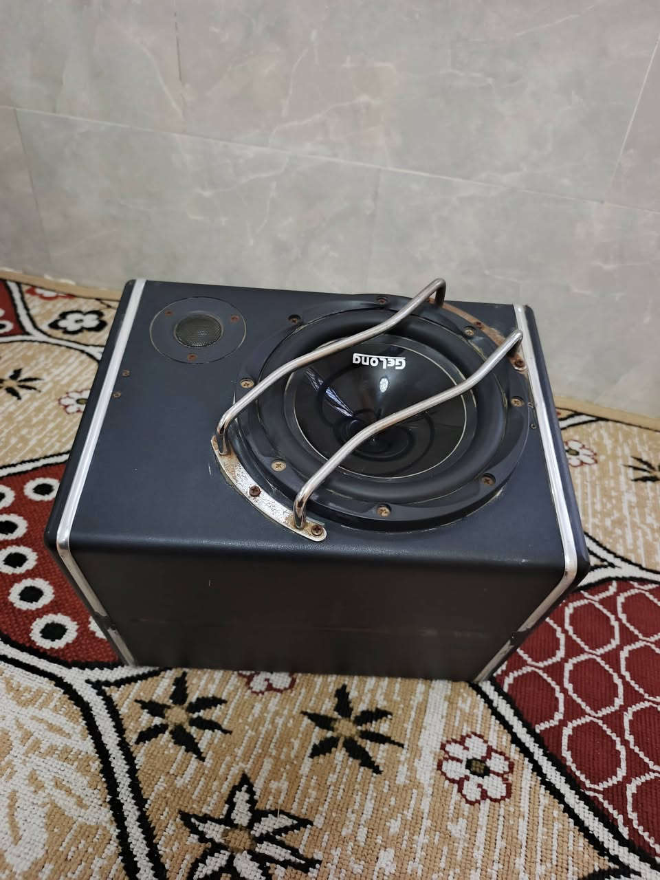 دمام للبيع اواكس فقط صوتة حلو تجي تفحص وتاخذ المكان الرشاد السعر ٧٠ وبي مجال بصيط ***********
