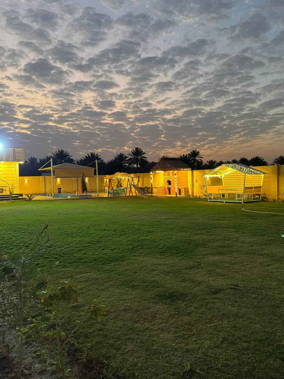 السلام عليكم متوفره مزرعه الايجار الدوره البوعيثه سعر مناسب وموثقه بتطبيق اجرلي والاستفسار والحجوزات هذا الرقم ***********
