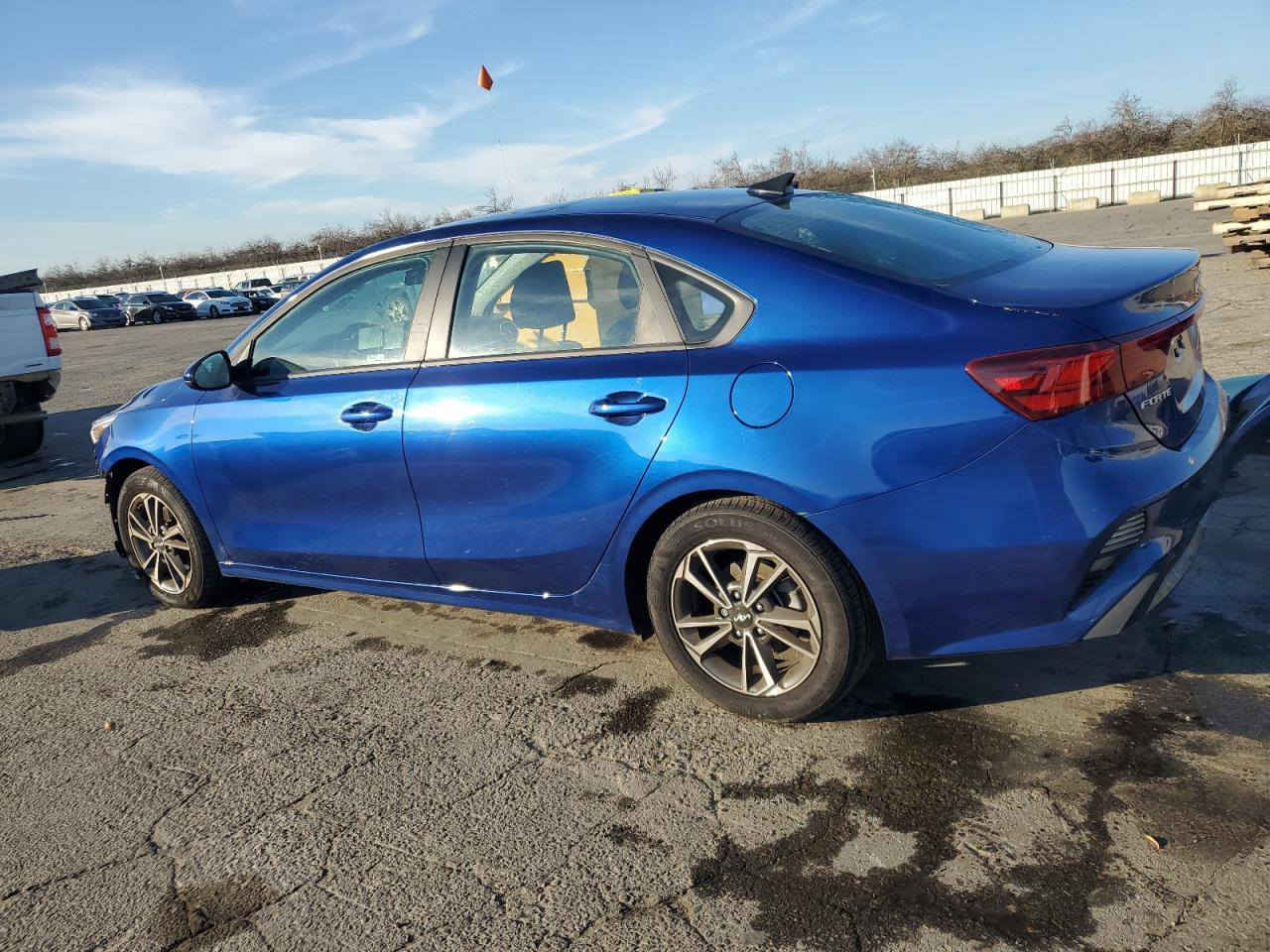 سلام عليكم فورتي2024 أمريكي ماشيه 23000 سعر 153 وبيه مجال
***********
