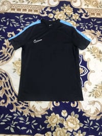 ملابس • ميديوم • قطعتين