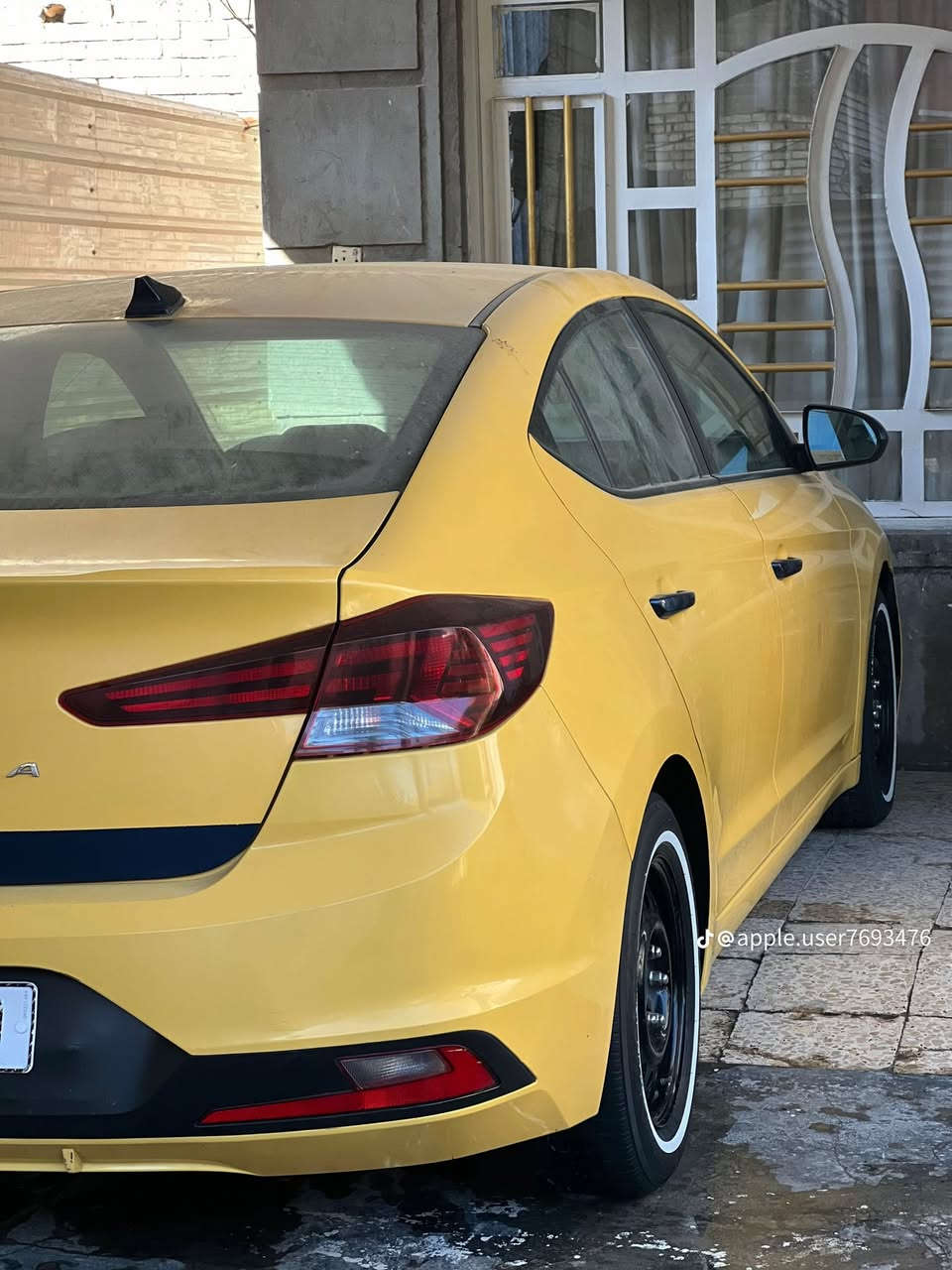 السلام عليكم النترا 20  نص فول رادار امامي وجانبي بسمي رقم انكليزي كير ايتي بعدة بضمان مكينة لا تنقيص ولا تبخير بيها بداية كازكيت  سويتها منضومة غاز بلكات نوزلات فلاتر غاز ادامة كلها جديدة  مشط ستيرن جديد صدر جديد تبريد خير من اللة عوزها تايرات سيارة كبل للشارع 
حادث باب سايق ولورة مبدلات بجمها ماملعوب بي 
مكاني الامين الثانية 
*********** 
السعر 128 وبيها مجال
