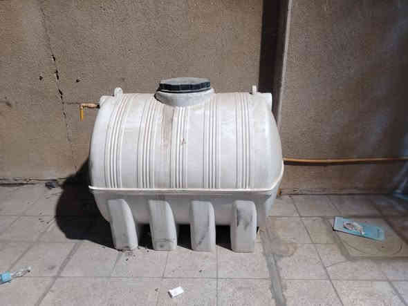 السلام عليكم تانكيات للبيع الوطني السعودي الأصلي
 حجم 2000 
أخو الجديد
سعر مناسب جدآ 
مكان حي الجهاد
 رقم الهاتف ***********
