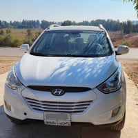 توسان 2013 خليجي  ماشية 280 الف  سنوية ساقطة سنة  تحويل مباشر محرك وكي...