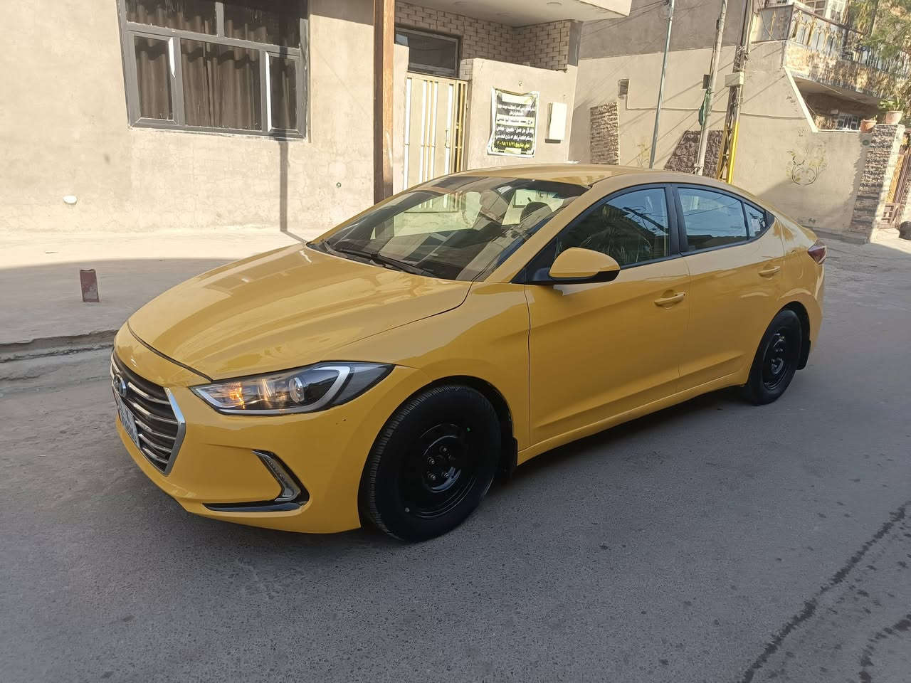 يا الله السلام عليكم ملخصه الادمن المحترم النترا موديل 17 وارد امريكي سياره حلوه وجديده حادث امريكا جاملغ خلفي لوراء السدر ونص من الباب باقي السياره مكفول الغد شاصي والكفاله عامه سياره مكينه تبريد صدر خير من الله رقم بغداد بسنه سعر المطلوب 110 وبيها مجال جدا جدا بسيط اخوان مكان السياره بغداد مدينه الصدر الاورفلي رقم الهاتف ***********
