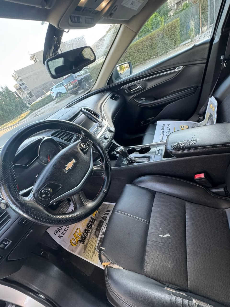 Chevrolet impala 2017 LT
السلام عليكم للبيع شوفرليت امبالا 2017 LT
***********
المواصفات : 
شاشه كبيرة وقاصة
كشنات جلد + كهرباء 
لايت زينون 
تحكمات ستيرن جهتين 
كامرة خلفية
‏Apple CarPlay + Bluetoot
اشاير بالمري 
نظام صوت Bose 
وبيها بعد هواي مواصفات ما ذكرتهن 
الضرر ٤ قطع صبغ بدون شاصي بدون لغد 
كير مكينه بشرط 
رقم اربيل الجديد سنوية جديد شرط التحويل او الوكالة 
السعر 104 وبيها مجال مكان السيارة بغداد
