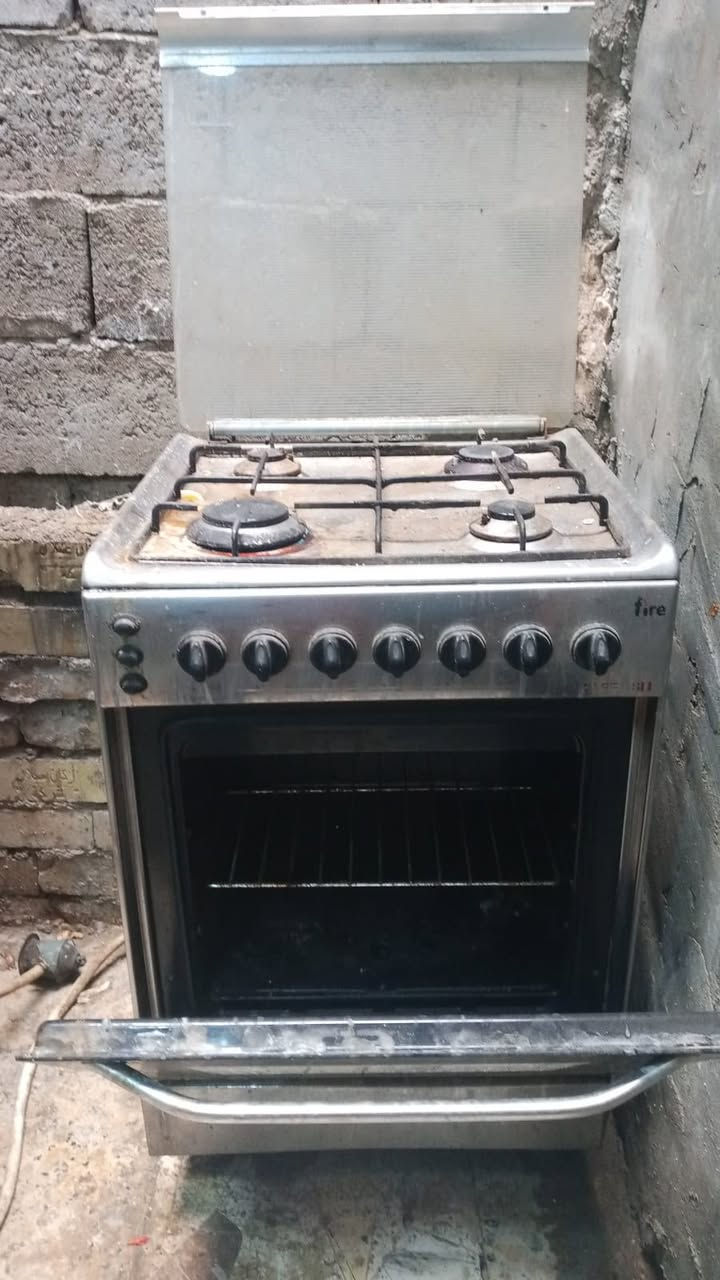 اغراض للبيع رفوف ١٠٠  وطباج ٧٥ وسرير ٧٠ وبيهم مجال مكان حي اور


**إذا كنت صاحب هذا الإعلان وتريد حذفه لأي سبب، رجاءا أرسل رسالة إلى الدعم الفني**