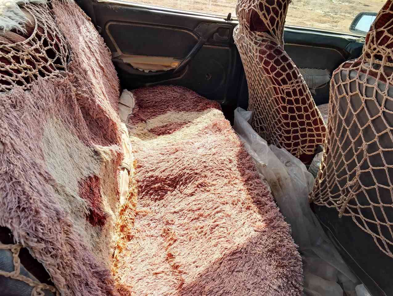 سياره البيع موديل 91رقم قادسيه مشروع وطني السياره بسم راعي المكينه وكير كورله 1600 السعر 23ورقه وبيها مجال بسيط العنوان واسط قضاء الحي ***********
