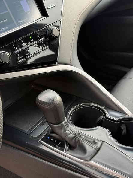 تويوتا كامرى موديل ٢٠١٨ le
بدون دعم و سبخ 
فقد بها واحد تعديل بارد
سعر ١٨٩ ورقه 
عنوان: دهوك تيرمينه ل رقم ٥٤
***********
