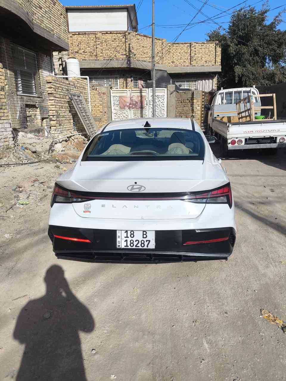 النترا موديل 24 خليجيه كوري اصل مكينه الفين سياره جدا نظيفه مال بيت بيهه ملاحضات جدا بصيطه تكحيلات الباقي كفاله عامه باقي الملعومات ع رقم ***********
