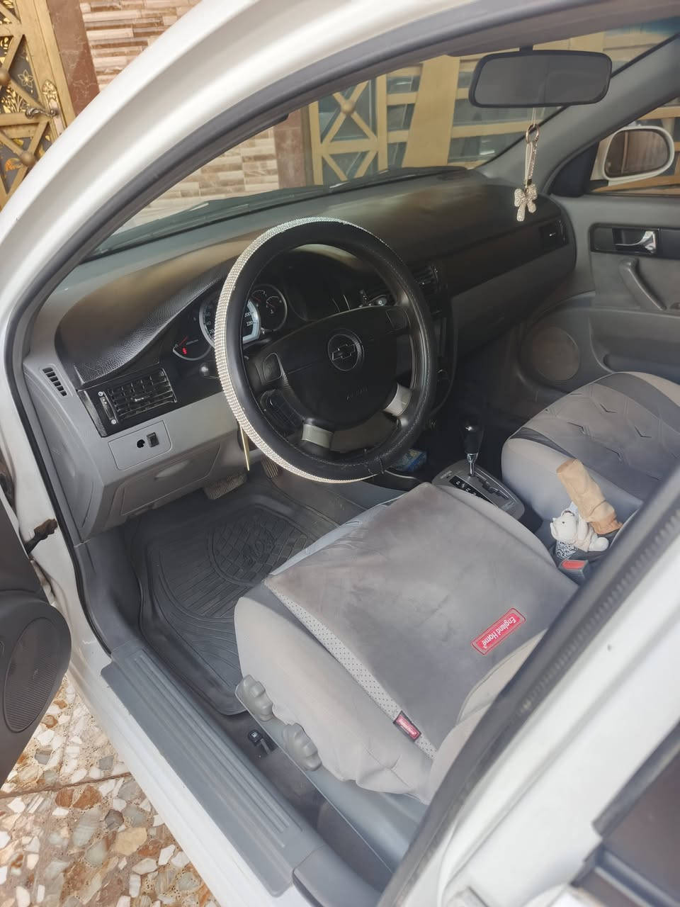 السلام عليكم
سيارة اوبترا موديل ٢٠١١ باسمي رقم كربلاء نظيفه وجاهزة للبيع السعر ٩٠ ورقه وبيها مجال بسيط *********** السكن طويريج
