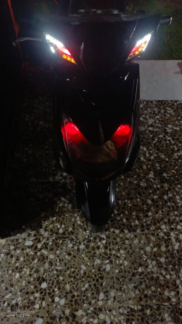 سلام عليكم دراجه سكنس فحل (للبيع اومراوس )
نضيفه وتترحملي عليها 
دراجه كاملا من كلشي كفاله عامه دراجه نكره بكل وقت سلف +هندر 
تجي وجيب فيتر وياك وشوفها 
دراجه بلادي 

عنوان بغداد / حي جامعه شارع الربيع 

*********** / وتساب
***********/ 
 سعرها  750  وبيها مجال
