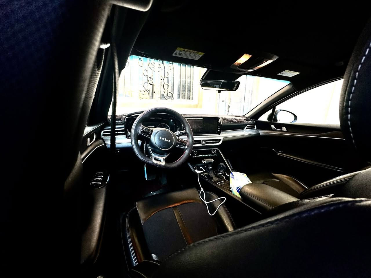 السلام عليكم للبيع k5 2022 جيتي لاين سيارة جديدة بمعنى الكلمة والصور الحادث بالمنشور محرك 1.6 تيربو المواصفات مال الجيتي لاين معروفة ما حاجة اذكرها فووول عدا الفتحة سعرها حداً مناسب للاستفسار ***********
