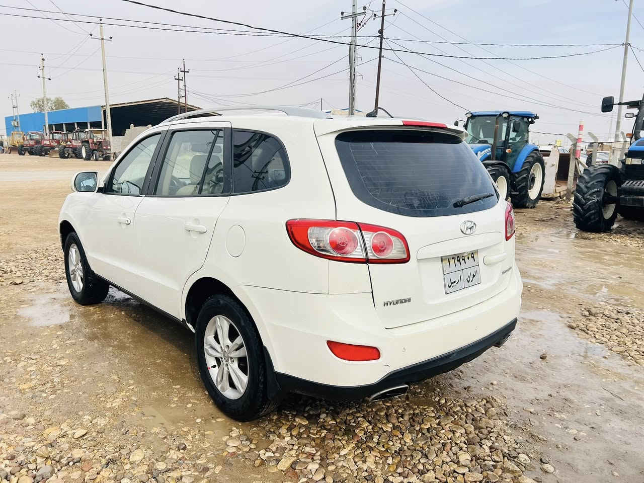 للبيع سنتافي محرك 4 سلندر
2010 السعر 117 سونار موجود ب مشنور 
مكان واسط الزبيديه 
***********
