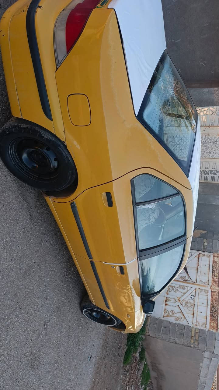 السلام عليكم ورحمة سمند للبيع موديل ١١ رقم بغداد كير مكينة  مكفولة لاتبخير او تنقيص السيارة خير من الله تحويل مباشر السنوية 27 تأخذها مصفرة هية وغرامات السعر 23 وبيه مجال قليل مكانها واسط قضاء بدره ***********
