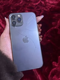 ايفون 12 بروماكس ذاكرة 512 باتري 92 مكفول كفاله عامه فقط ضهر بي فطور ب...