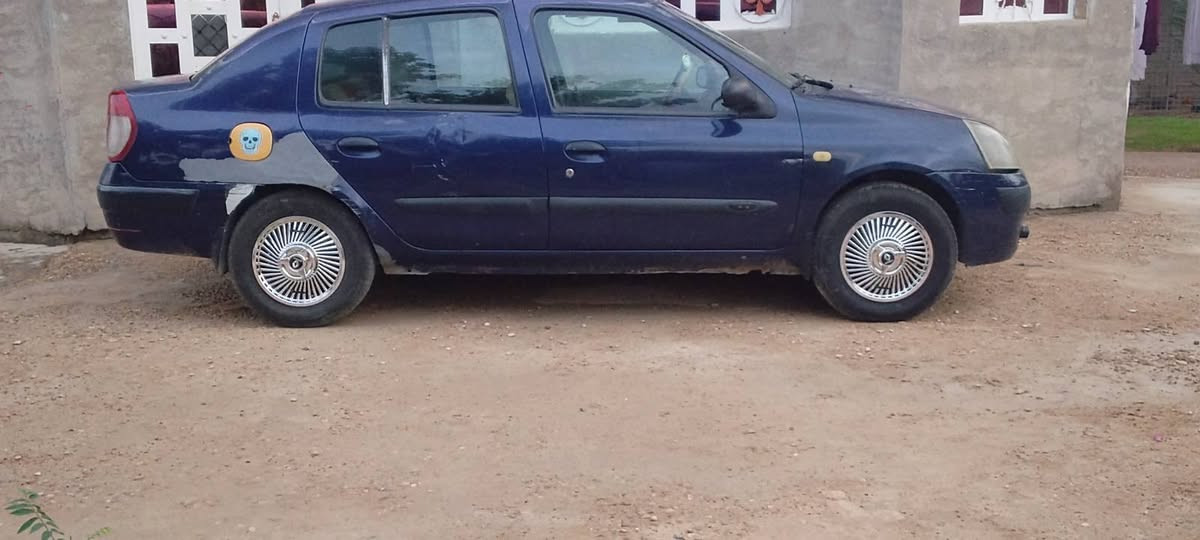 رينو كليو 2006كير ومحرك كورله  رقم واسط وسنويته بسمي ول29تنتهي مكاني ديالى ***********
