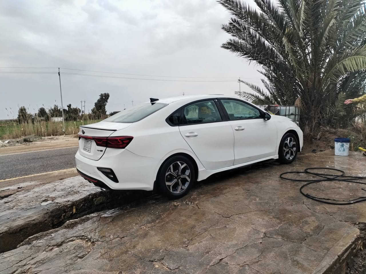 فورتي موديل ٢٠ معوقين مثنى مكينه ٢٠٠٠ دوش مكينة كير تبريد سياره اكفله من تجيه وكلبه وعيب شرعي ترهم مراوس للاستفسار الاتصال ***********
