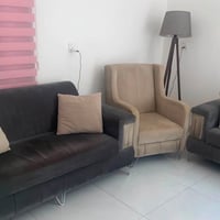 تخم 8مقاعد للبيع نظافة 100% سعر 850 الف المنطقه العامريه  و التواصل ال...