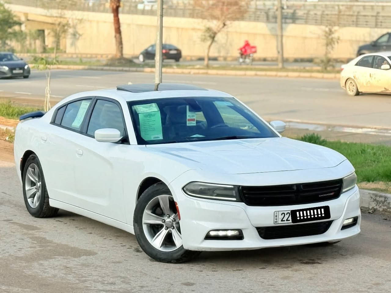 سلام عليكم جارجر 2015 فول وكاله هارلم بيه بس بارد قليل سياره الا فتح والا صبغ مكاني نجف وهذه رقمي بي واتساب ***********
