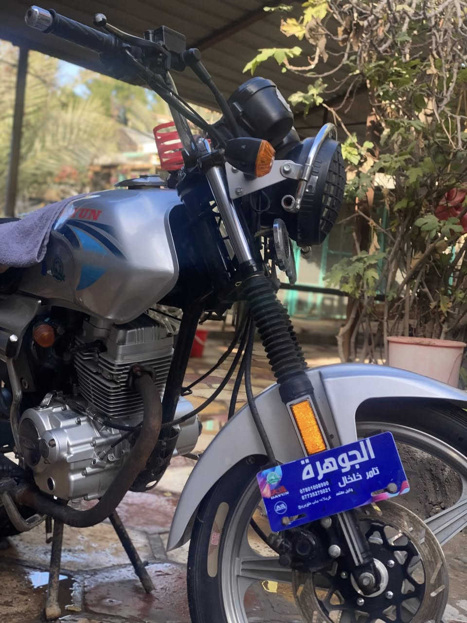 دايون عضم للبيع
كلك مكفول رقم شاصي موجود
موديل 22نضافه شوفت عينك 
ما مفتوحه الدراجه كله بلاديه
مكاني كربلاء طويريج 
رقم ***********
