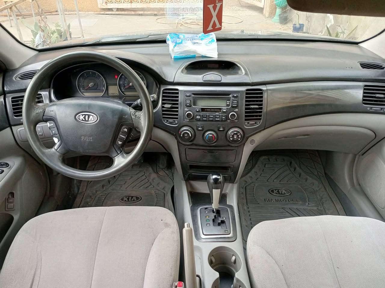 السلام عليكم اخوان سياره 🚙كيا اوبتيما وارد امريكي 2400 كير 5 نمر     2007سياره تخم تاير جديد 
تدفئه تبريد عوزه بس غاز  السياره بسمي تحويل ثاني يوم رقم انبار دولي سياره خير من الله حداديه خلفيه جديد والاماميه نضيفه غرف جديد السياره بيها قطع جراد وقطع شخوط عنوان بغداد الزعفرانية السعر 87 وبيها مجال بسيط


**إذا كنت صاحب هذا الإعلان وتريد حذفه لأي سبب، رجاءا أرسل رسالة إلى الدعم الفني**