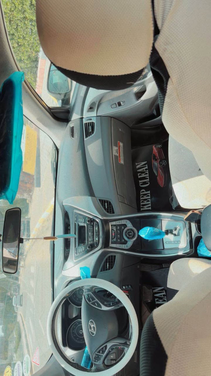 سلام عليكم النترا 2013 امريكي مكينه 1800 دوش حادثها جاملغ امامي صفحه اليمنه نفسه معمر بدون دواخل السياره
كير ومكينه مكفولات تبريد ثلج صدر امامي خلفي جديد تخم تاير جديد 
السعر97 وبيها مجال
*********** بغداد, العراق
