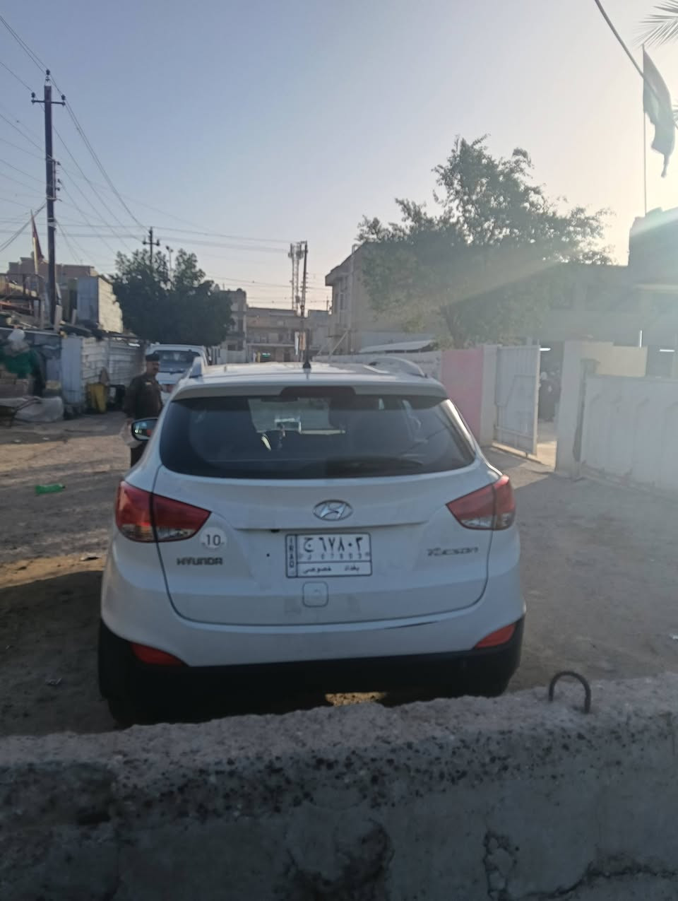 السلام عليكم توسان 2010 خليجي للبيع سياره نفس مموضحه بلصور مواصفاتها معروفه شاشه وتحكم ستيرن وباقي المواصفات وماشيه 137الف كيلو ضربتها بلجنطه هنا بلعراق تجي تفحص سونار سياره باسمي تحويل ثاني يوم سعر 135 وبيها مجال ***********
