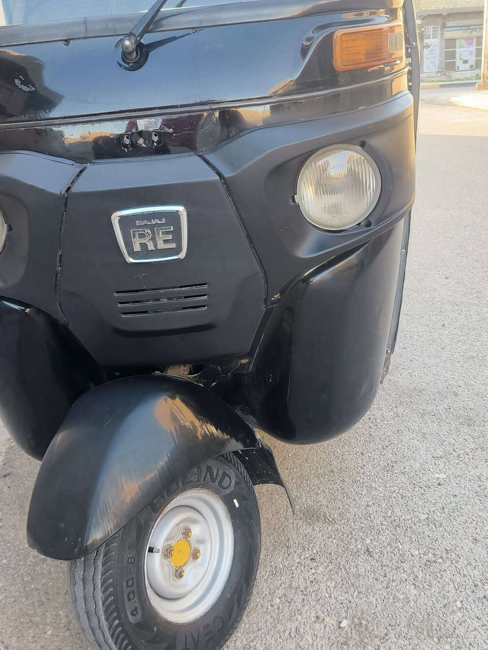 سعرها 6800 بيها مجال السلام عليكم اخوان تكتك موديل 2020 شهر 9 اوراق
تكتك نضيفه وحلوه بدون معجون بدون صبغ محرك مبدل زنجيل وتكتك ناقصها كلجات فقط حاليا مكاني كوت مركز مدينه ***********
