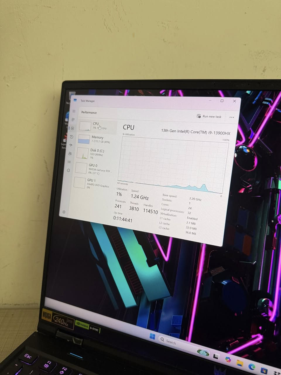 لابتوب للبیع نضیف بدون مشکلە 

Acer Predator Helios 16S
Cpu: Core i9 - 13900HX (24 Core&32Thread🏁)
GPU: RTX 4070 (140WATT🔥)
Ram: 16 DDR5 5600MGHz (2 Slots empty🥶)
Hard: 1 Tera SSD NVME 
Display: 16” WQXGA(2560x1600) 2K+ LCD IPS 240Hz 
Battery 🔋: 90%
Keyboard: RGB 

سعر: میلیونین و ۱٠٠ الف و مجال 
توصیل موجود🚕


**إذا كنت صاحب هذا الإعلان وتريد حذفه لأي سبب، رجاءا أرسل رسالة إلى الدعم الفني**