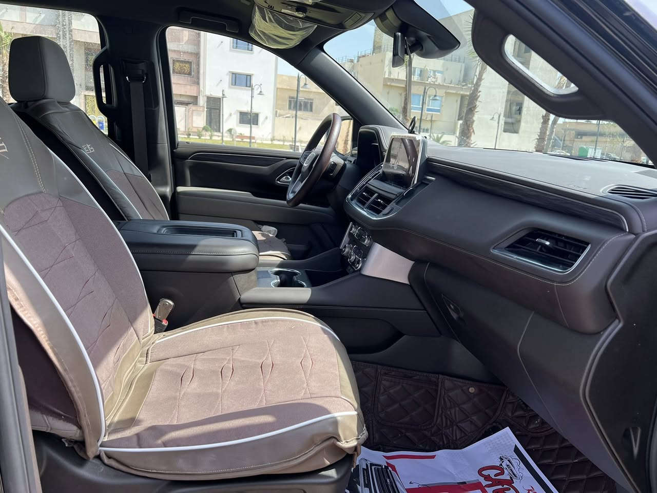 السلام عليكم 
للبيع GMC  س يل تي السيارة جديدة بمعنى الكلمه بدون استخدام  
السعر 535 مجال بصيط 
فول مواصفات 
موديل 2024 
ماشية12 زيرو 
رقم بغداد تحويل ثاني يوم  رقم مميز 
مكفولة كفالة عامة 
العنون البصرة شارع التجاري 
 الاستفسار ***********
