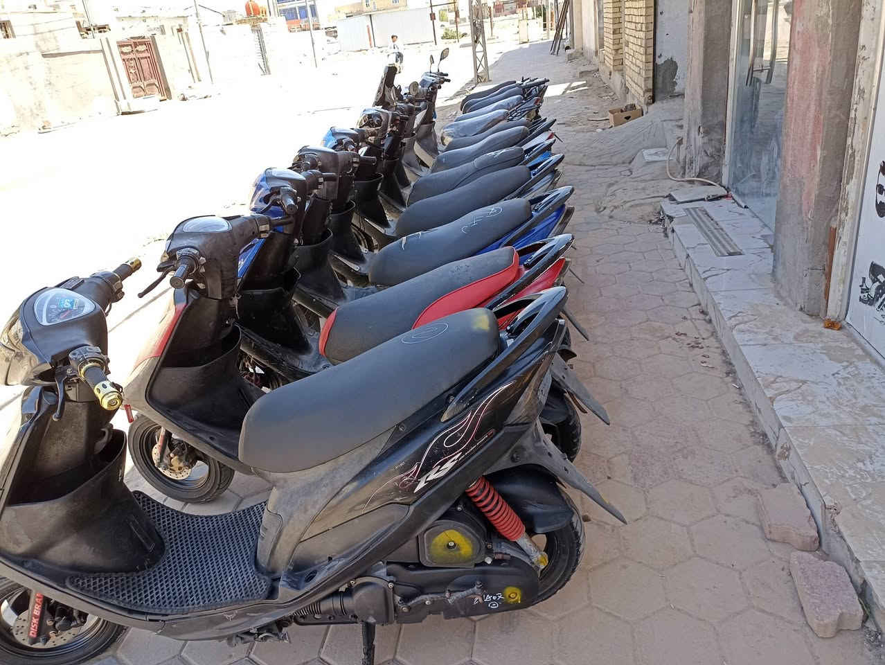 درجات ماكسات منغولي زائد ماكس عدله بوشه 50 بلاد نظافه 90% كامل مواصفات كل نقص ما  بيهن مكاني ناصريه الشهداء ***********
