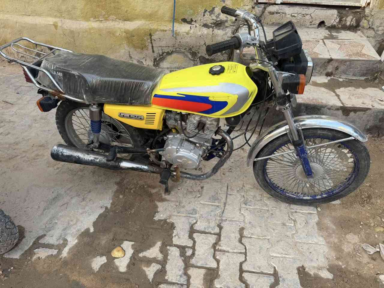 السلام عليكم 
دراجه اربعه كير اصولي
موديل 2021
معمره 2025
محرك مفتوح
السعر وتفاصيل راسلني خاص
مكاني نجف


**إذا كنت صاحب هذا الإعلان وتريد حذفه لأي سبب، رجاءا أرسل رسالة إلى الدعم الفني**