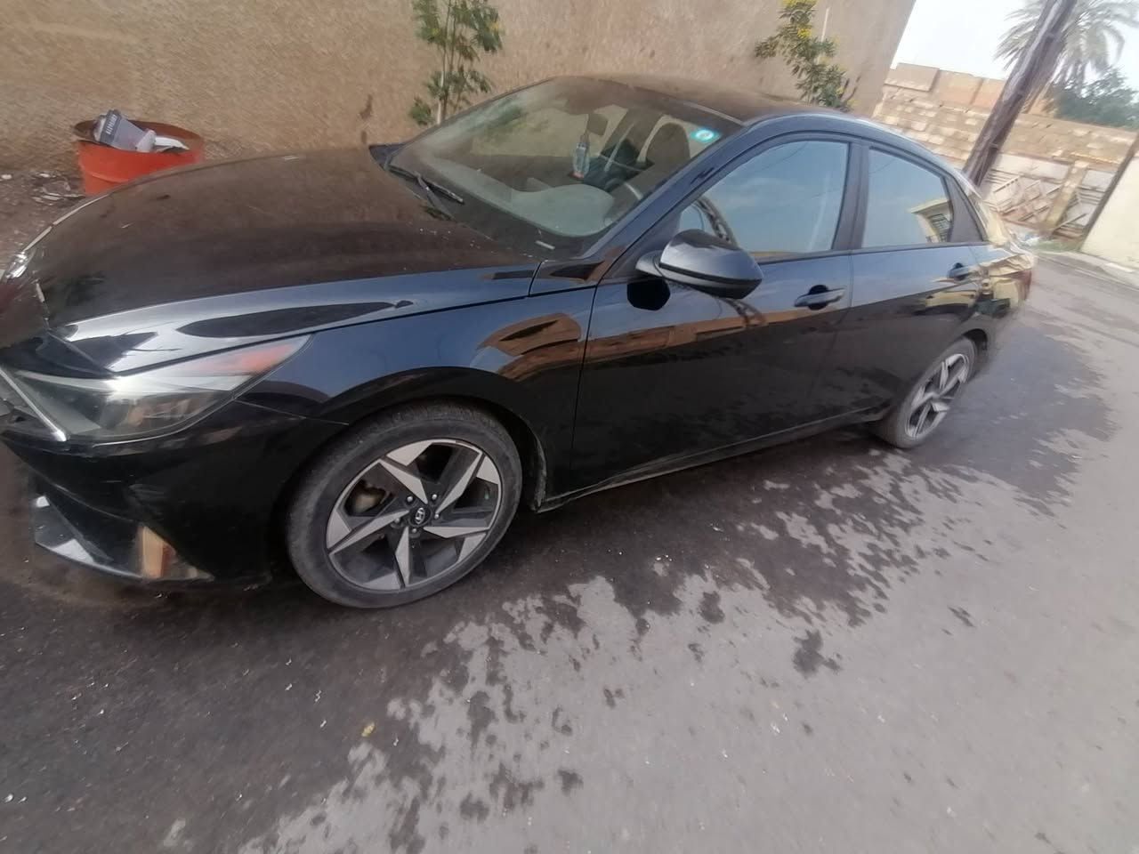 النترا موديل 23 رقم بغداد انكليزي الجديد *********** مكان بغداد الثعالبه شارع البانزين خانه
بدون ايرباك وبدون تبديل بدون صبغ
