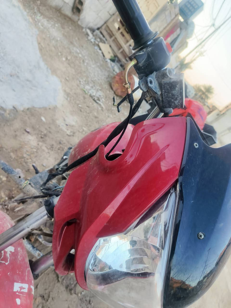 سلام عليكم ورحمة الله وبركاته 
اخوان دراجه نوع سايم🚴三
موديل 2017 
نضافة حلوه مثل ما موضحة 
سعر300 
للاستفسار ***********// /***********
ادمن وافق
