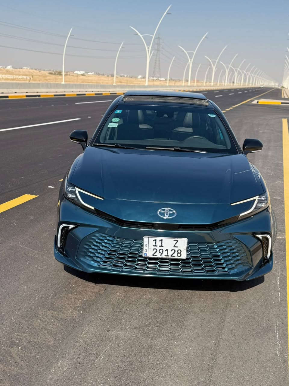 السلام عليكم كامري موديل 2025 xse فول مواصفات 1/1 ضرر قطعتين إماميه سياره جديده رقم بغداد باسمي لستفسار ***********
