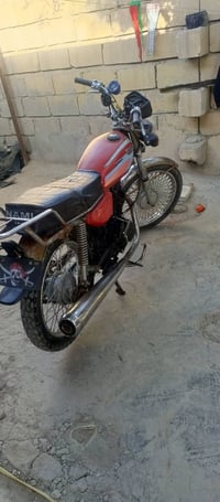 للبيع سعر ٢٠٠ نامه موديل ٢٠ شراي يتصل  07843683221