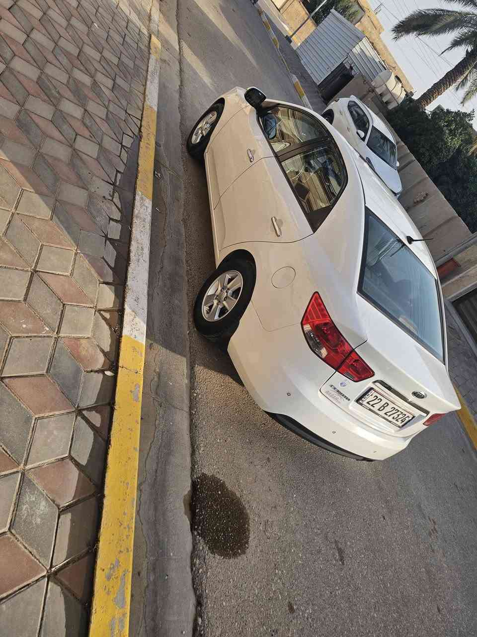 سيراتو فول موصفات عدا البصمه مكينه كير صدر امامي خلفي نضيف جاهزه من كلشي سنويه ل ٣١ رقم أربيل دولي سياره نضيفه بيه باب مبدل بلادي +باب مفتوح + مكانات بارد السعر ٩٧ وبيه مجال ***********
